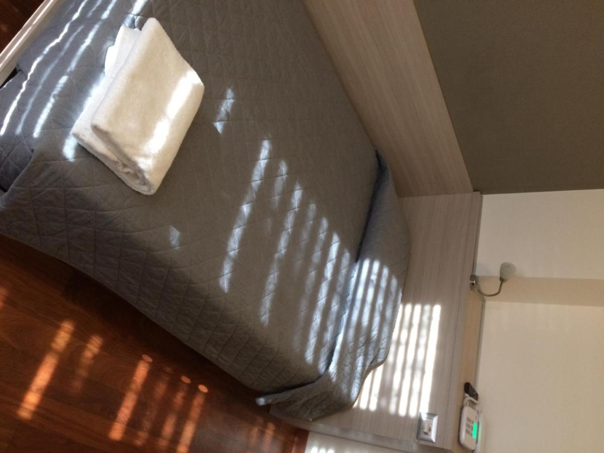 Twelve Hotel Монкалиери Екстериор снимка