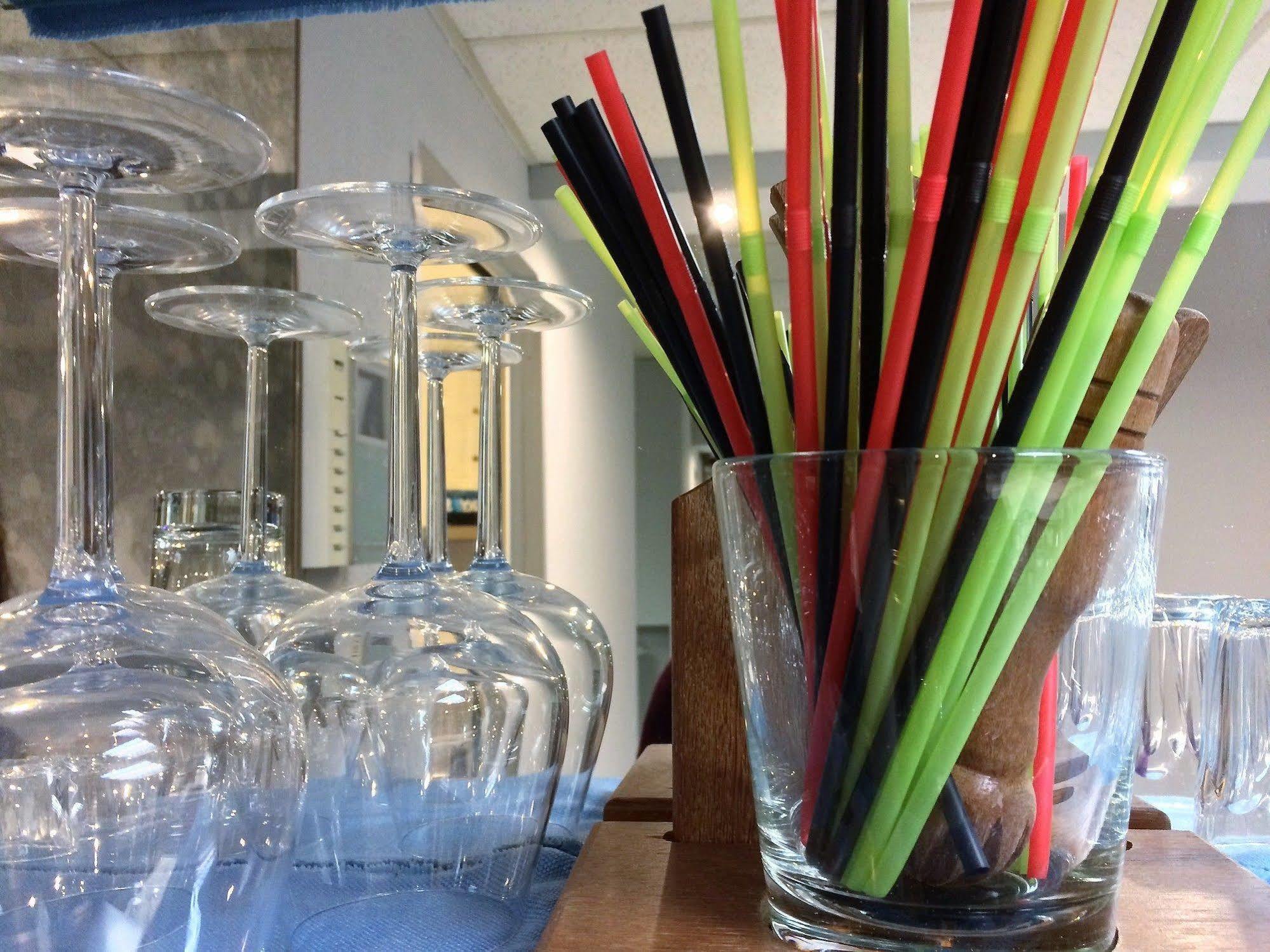 Twelve Hotel Монкалиери Екстериор снимка